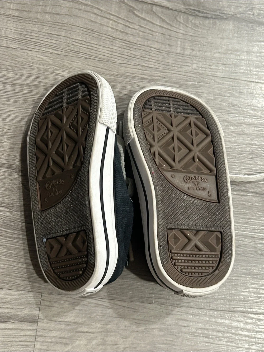 CONVERSE | Baby Sneakers Size 5